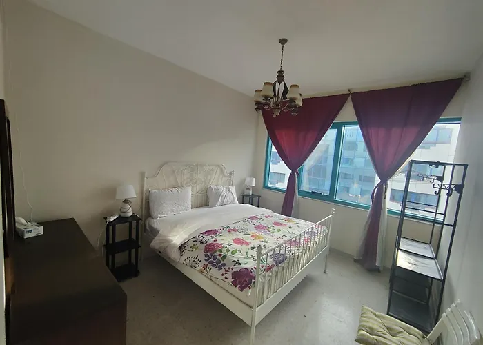 Room 3, Couples Should Be Married